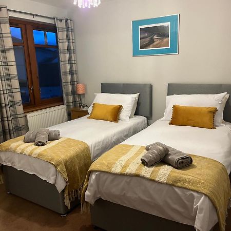 6 Canalside Apartments Форт-Уильям Экстерьер фото